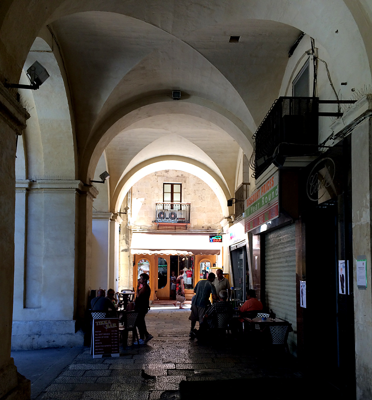 Arcades