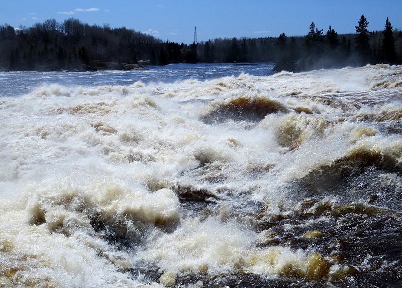 LA CHUTE DES PRES