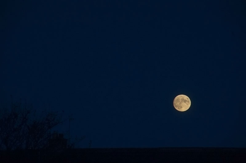 16th December 2013 <br> moon