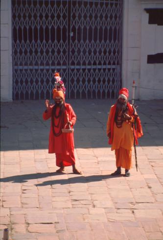 1995010027 Sadhus Durbar Square.jpg