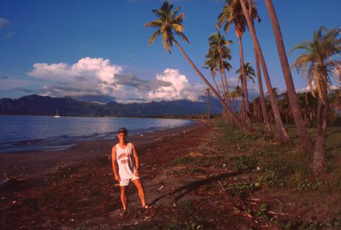1996014071 Paul beach in Fiji.jpg