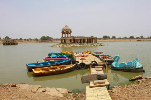 2014079252 Gadi Sagar Lake.JPG