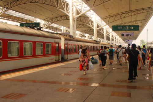 2015081356 Train to Yichang.jpg