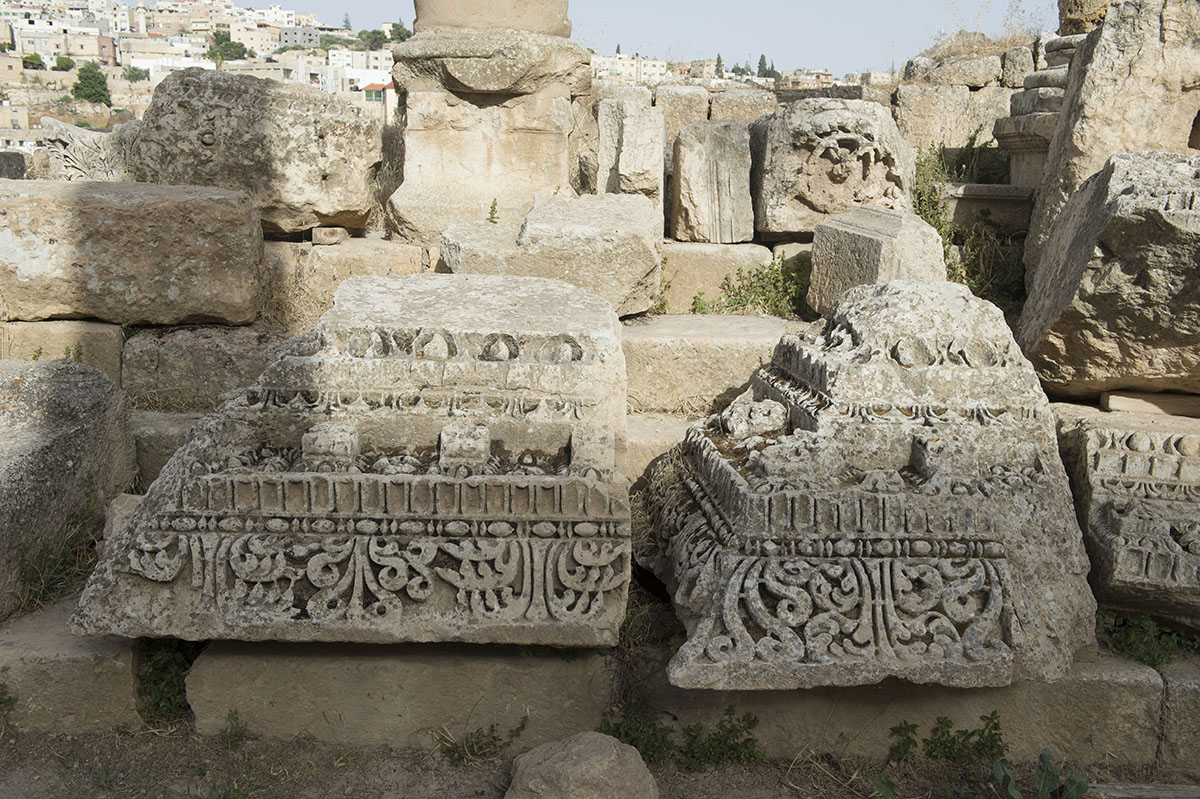 Jerash cardo 0883.jpg