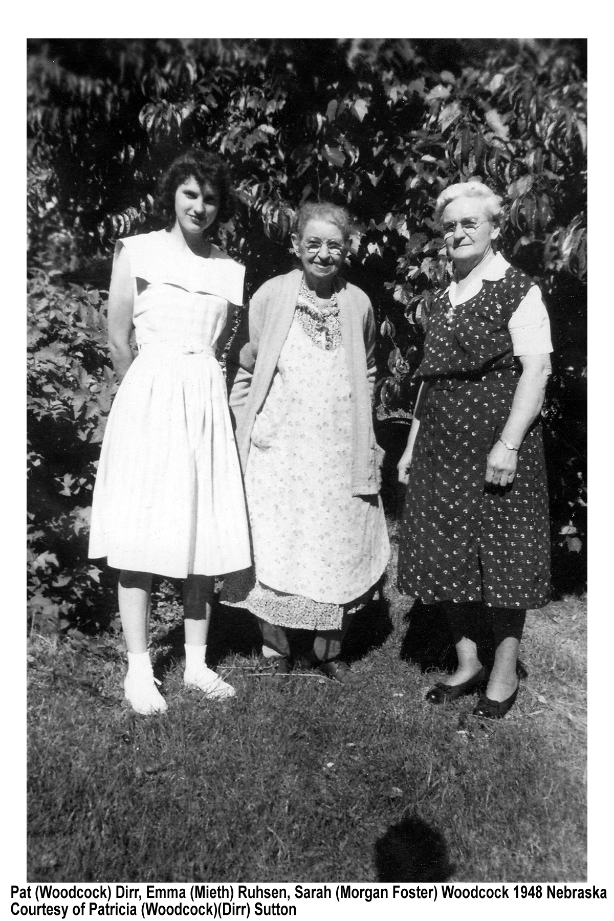 Pat Dirr, Emma (Mieth) Ruhsen, Sarah Woodcock 1948