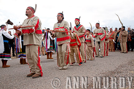 Los Indios dancing in the Procession