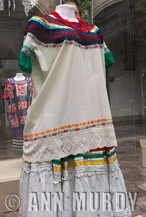 Traje from San Pedro Ocopetatillo, Oaxaca (Caada)