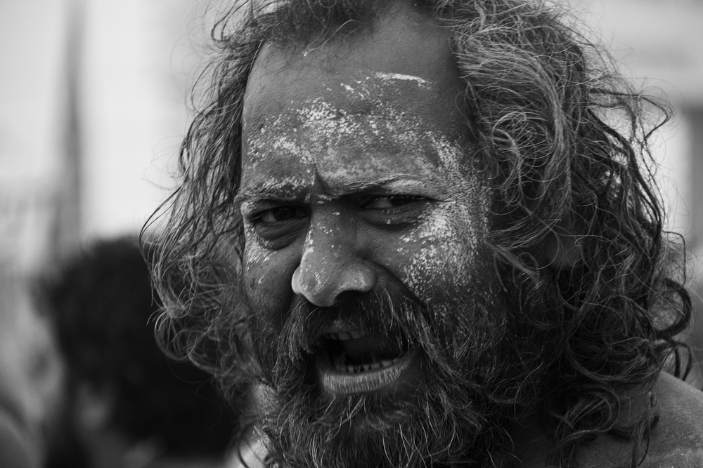 Naga Sadhu 45 bw.jpg
