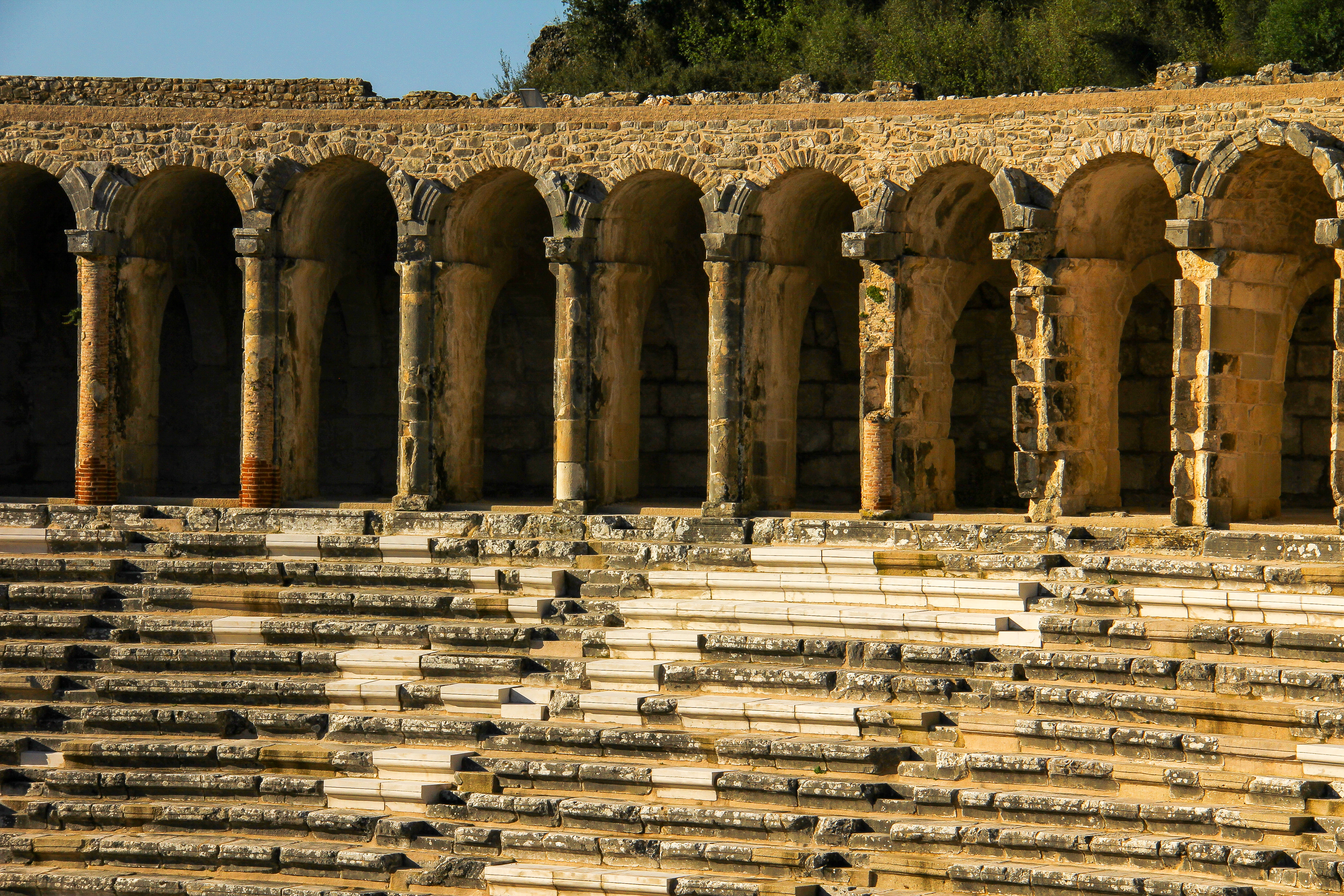 Aspendos seats.jpg