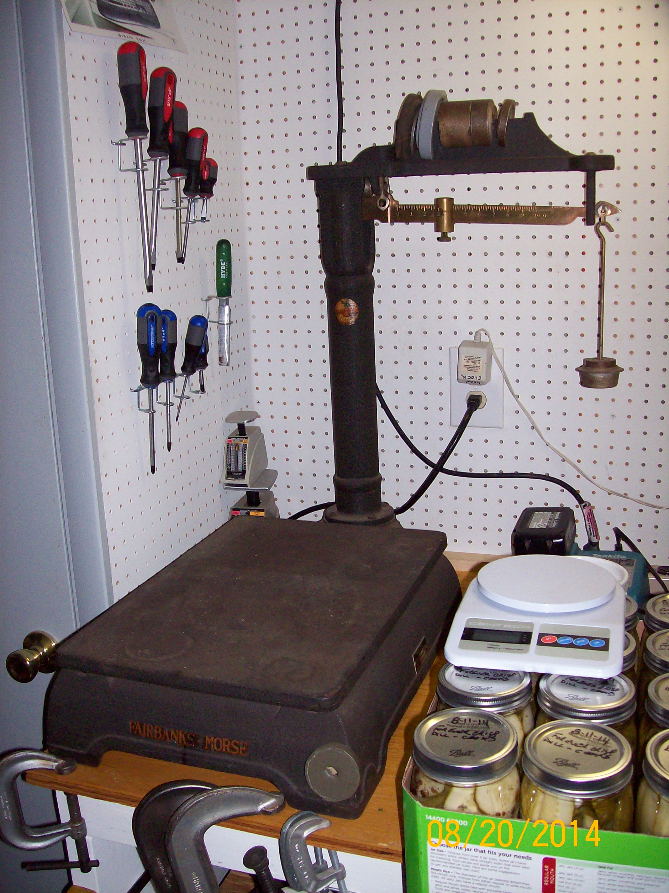 Fairbanks-Morse Bench Platform Scale 01.JPG