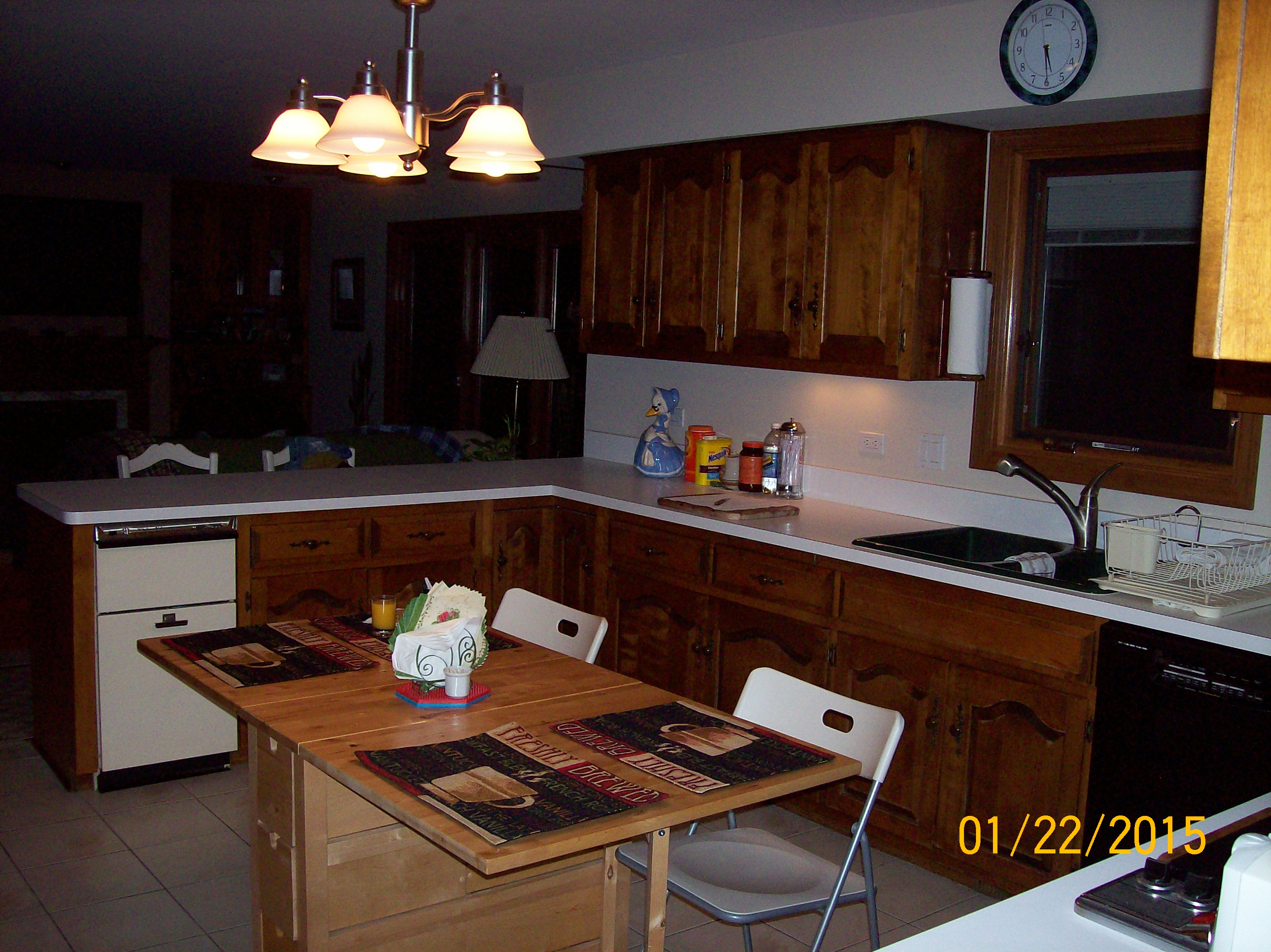 Kitchen before remodel 03.JPG