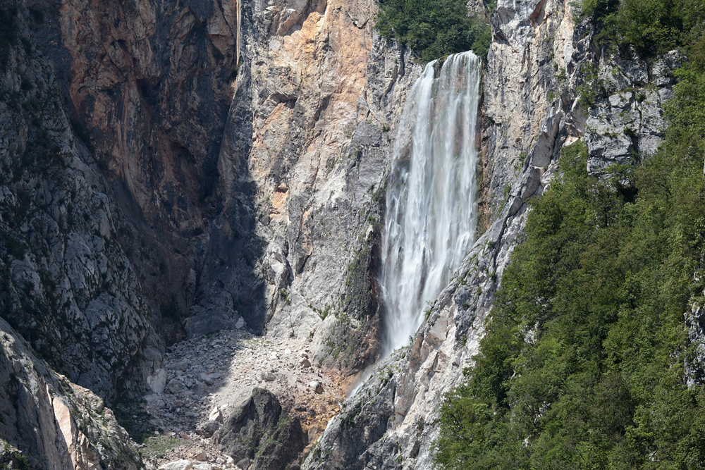 waterfall Boka (IMG_4195m.jpg)