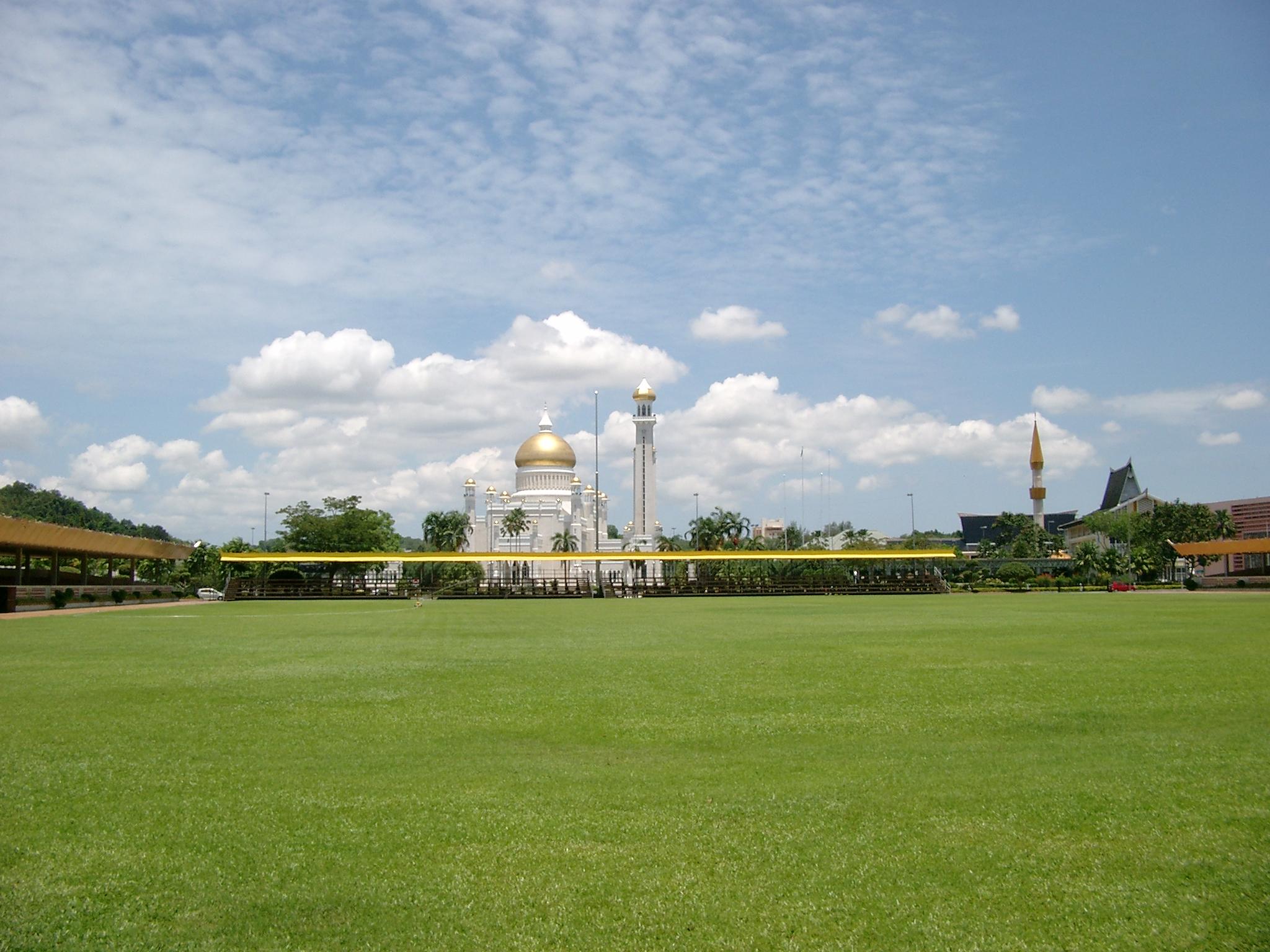 Omar Ali Saifuddien mosque (Brunei)