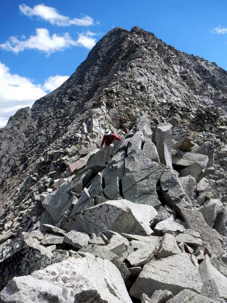 Ridge to Gladstone Peak