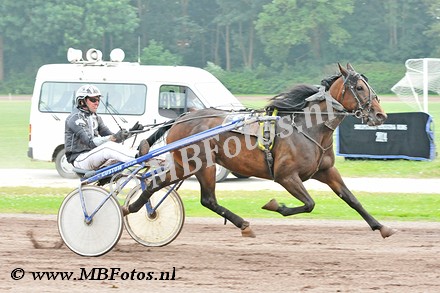 Koers 4. Daisy va Camstra1.jpg