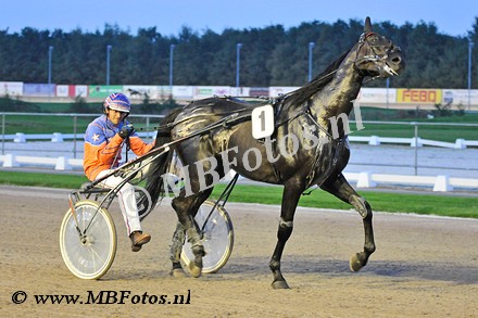 Koers 5. Uno de Villeneuve4.jpg