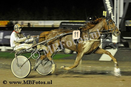 Koers 10. Uno Paradisio.jpg