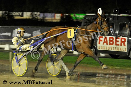 Koers 11. For Sale.jpg