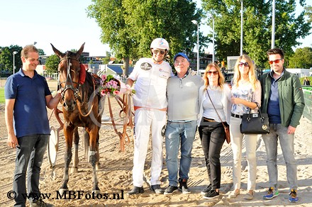 Koers 3. Miss Pryce2.jpg