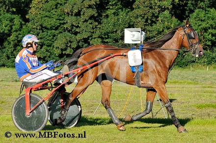 _MBF9444.jpg