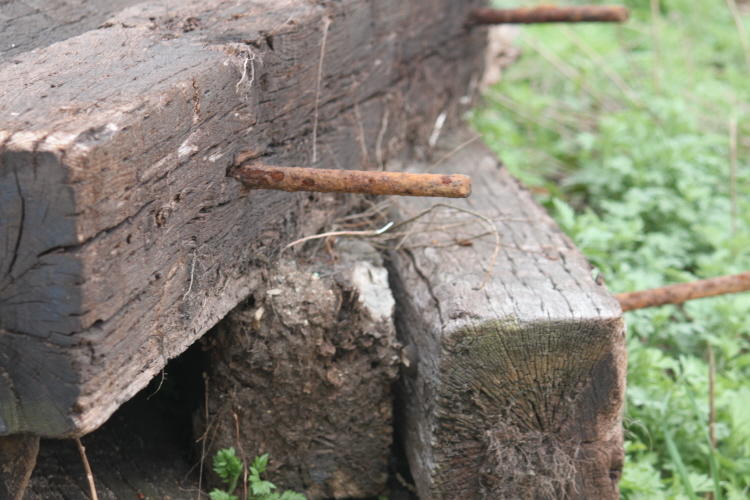 680.jpg RAIL ROAD TIES