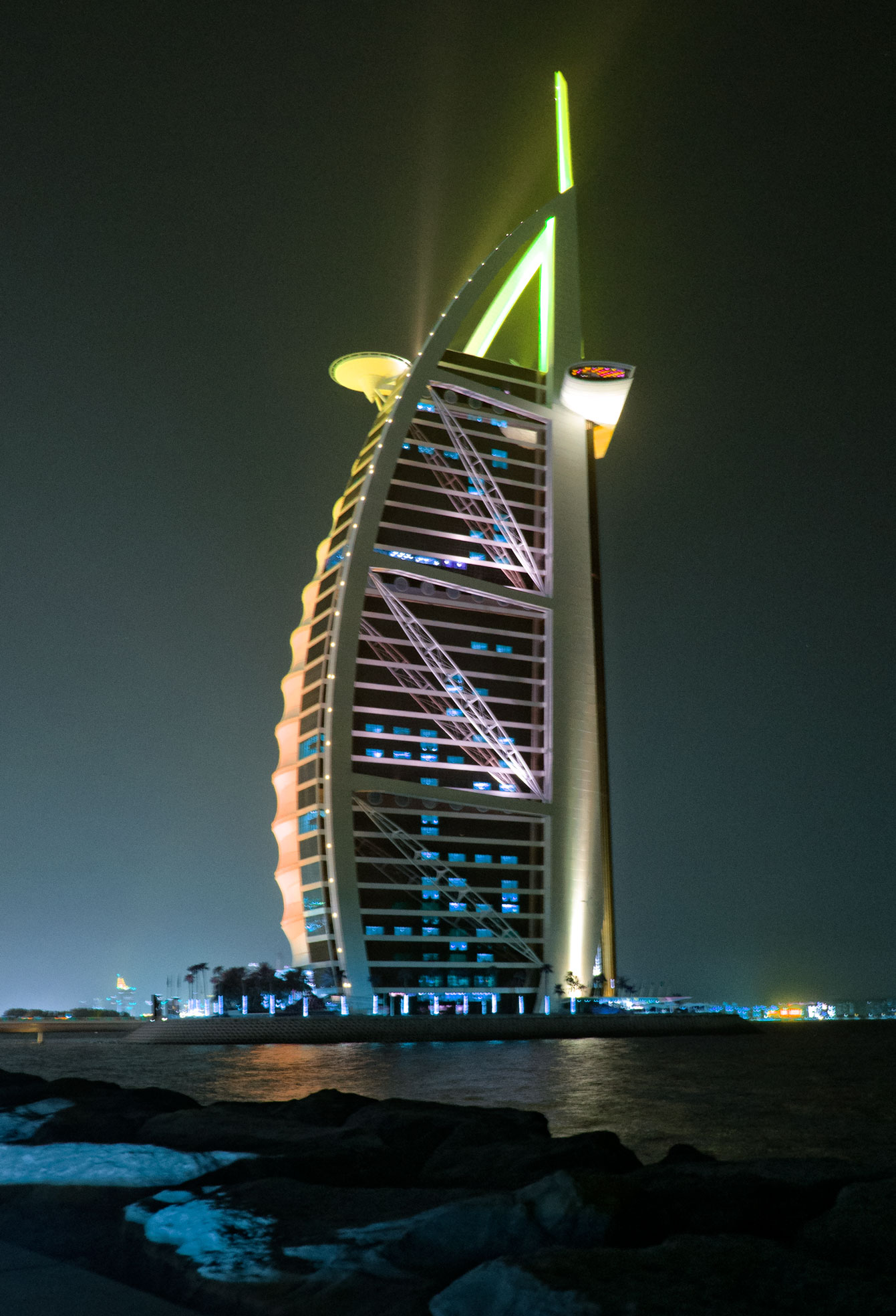 72 Dubai - Burj Al Arab MRC@2014.jpg