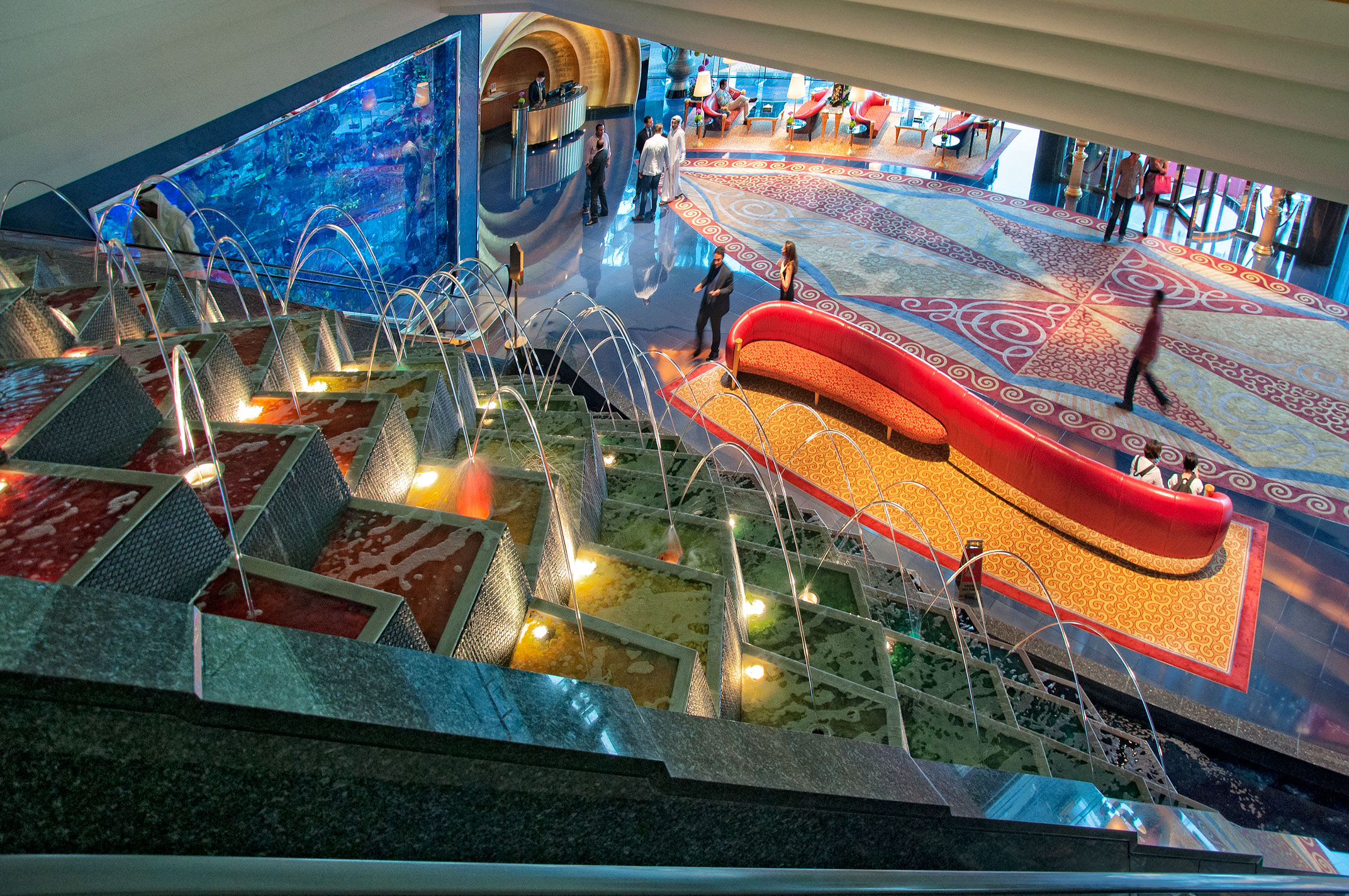 77 Dubai - Burj Al Arab Hall MRC@2014.jpg