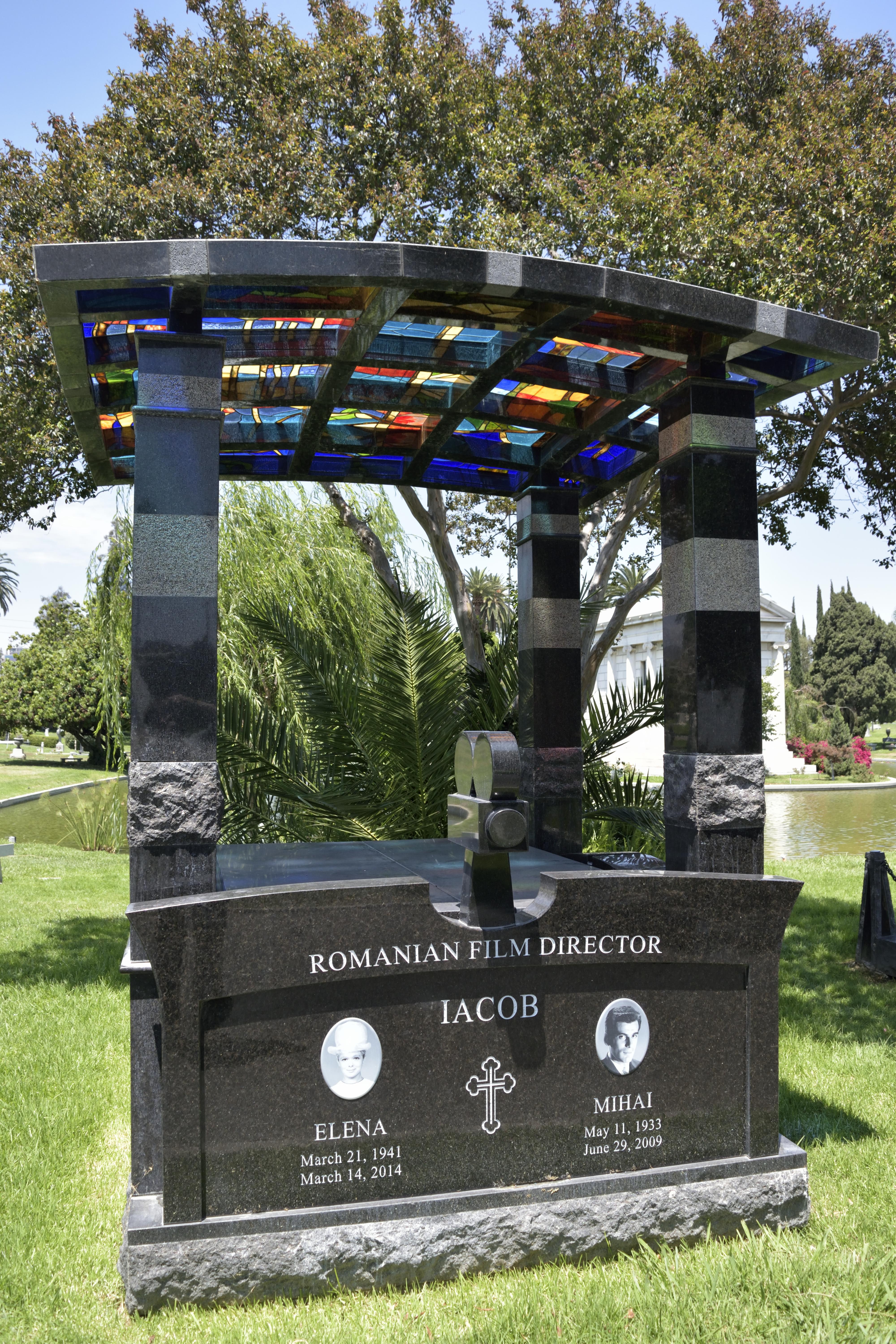 Hollywood Forever Cemetery - Mihai Iacob
