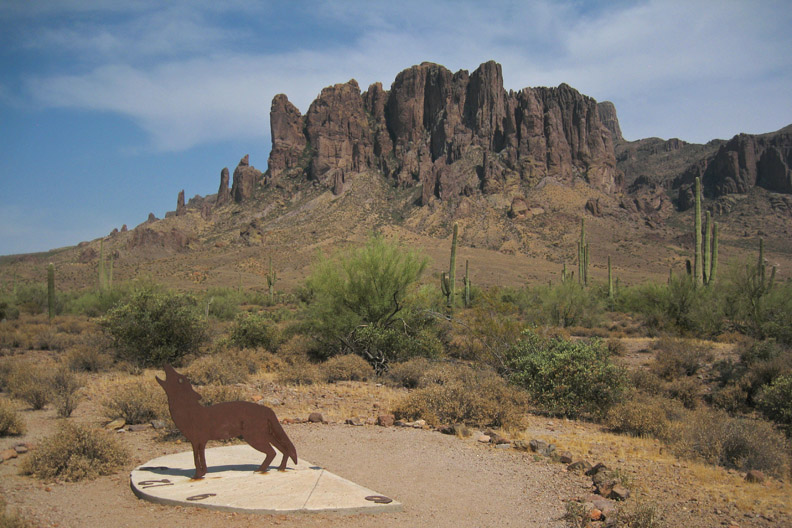 The coyote sundial says its just after 3pm