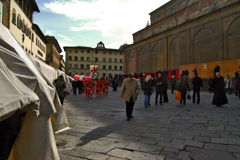 A Saturday on Piazza San Lorenzo3705
