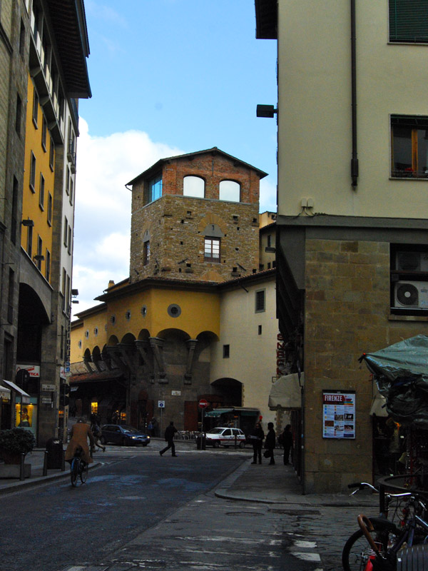 Ponte Vecchio from Piazza Santa Felicita6141