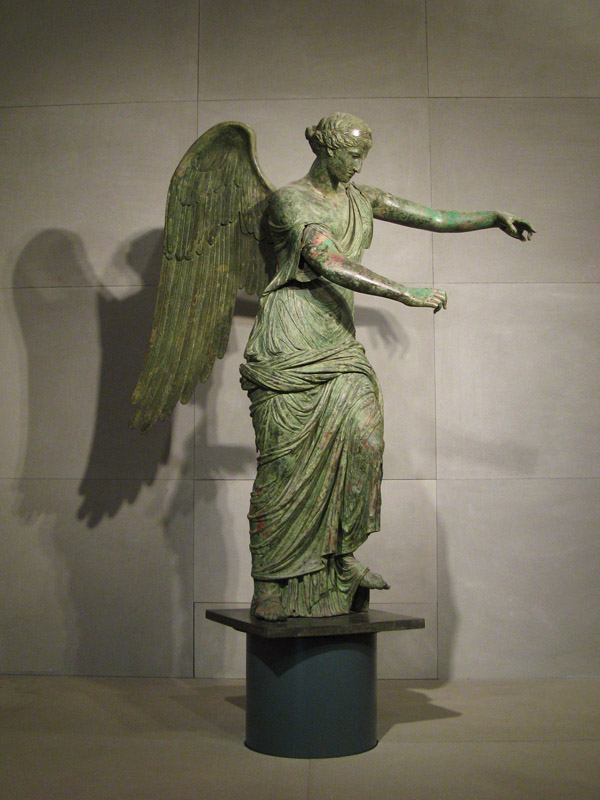 Roman Winged Victory of Brescia - La Vittoria Alata di Brescia5663