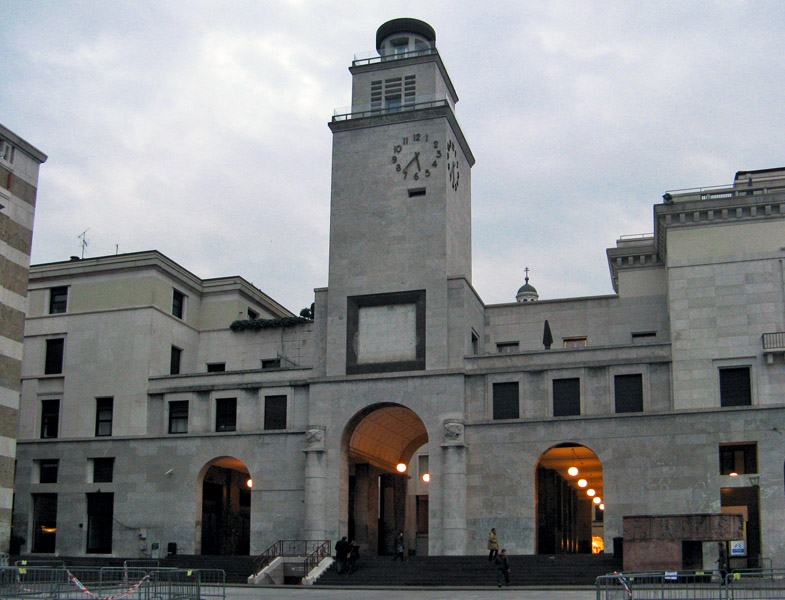 The Torrione on Piazza della Vittoria5740