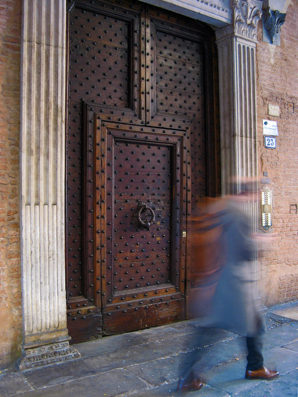 Doorway of Casa Poeti7286
