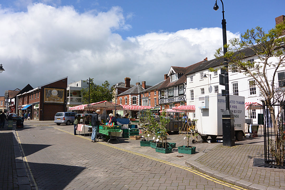 L004 - Market Square.