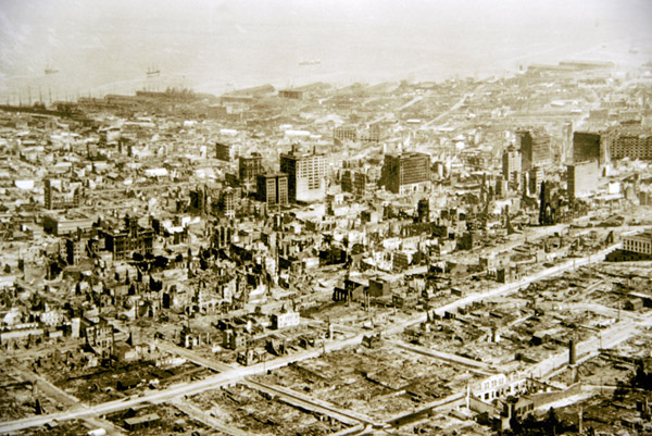 Historic aerial photo of the aftermath of the Great San Francisco Earthquake of 1906