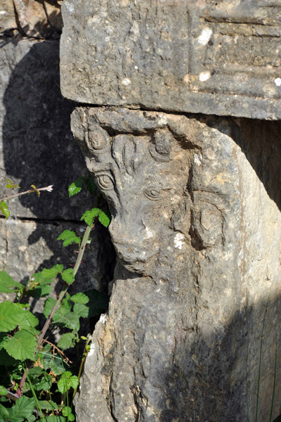 Table leg carved as a bull, Market of Cosinius