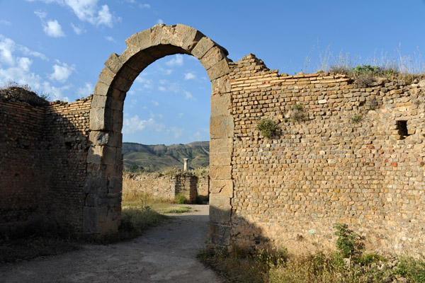 Arch at the Grand Baths, Djmila