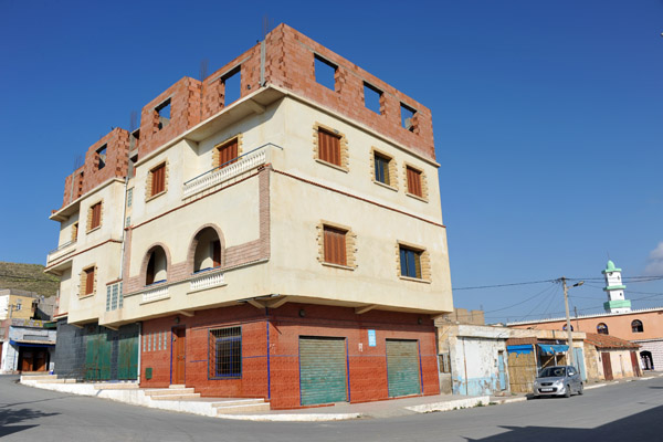 Bouzedjar - Town