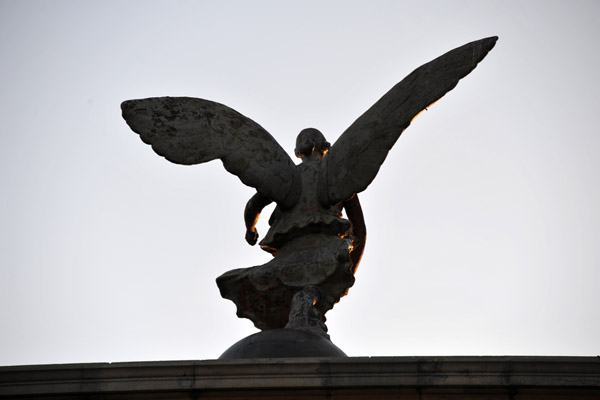 Winged victory atop the Monument to the Dead