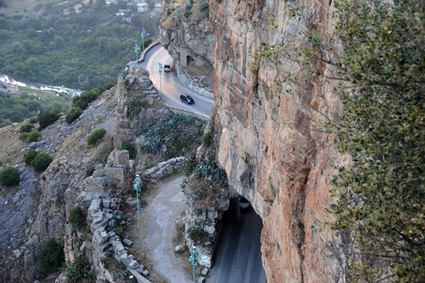 The N3 Highway cut out of the side of the cliffs