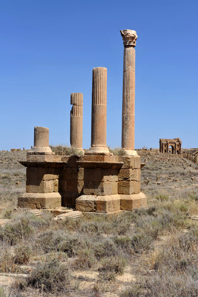 Pagan Necropolis Gate, Timgad