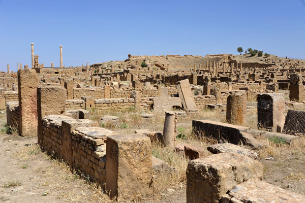 Timgad from just inside Trajan's Arch