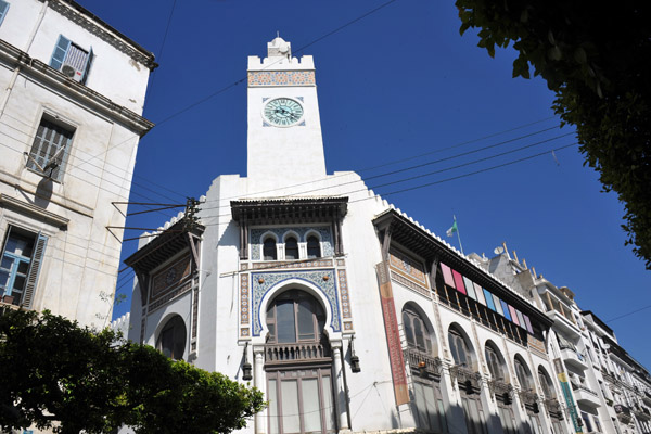Muse de l'Arte Moderne d'Alger, Rue Lari Ben M'Hidi