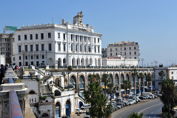 The Algiers Chamber of Commerce overlooking the port