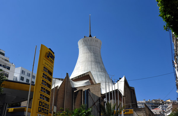 Perhaps inspired by a nuclear power plant, the 1956 Cathdrale du Sacr-Cur d'Alger