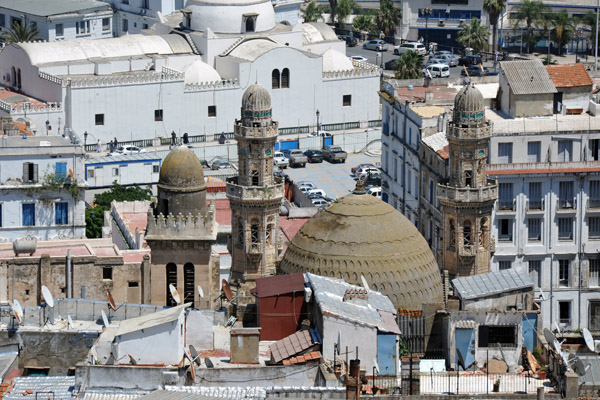 Djemaa Ketchaoua, 1612, the most beautiful of the Casbah's mosques