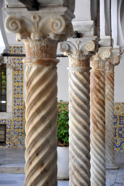 Spiral columns, Palais Dar Mustapha Pacha
