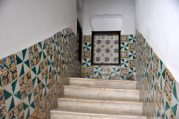 Tiled stairway, Spiral columns, Palais Dar Mustapha Pacha