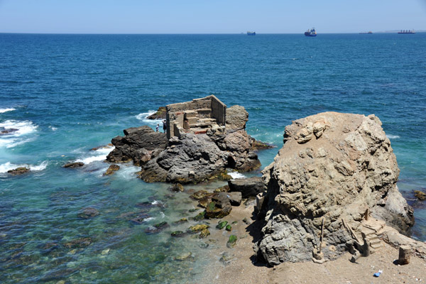 Rocky point with some old ruins, Algiers